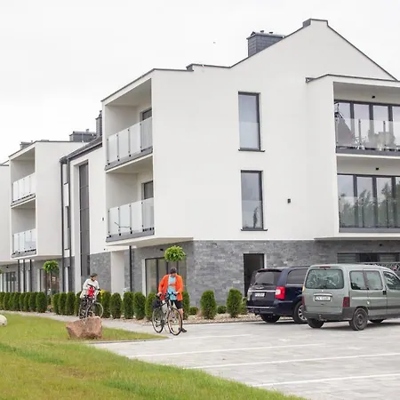 Al-dom Apartament Sloneczny Z Miejscem Parkingowym * Устроне-Морске